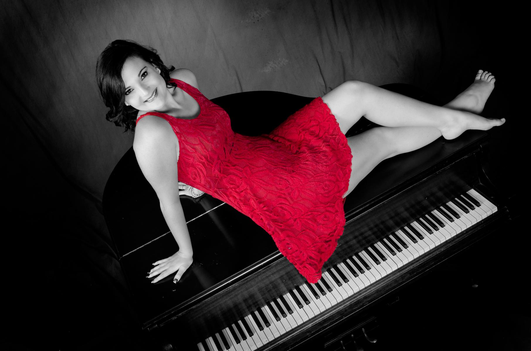 Jessica Potter, Derby High School Senior "I had a very enjoyable time shooting my senior pictures.  Doug made this very special time in my life even more memorable!  Loved the locations and the way things moved quickly.  I thoroughly appreciate all the time and effort put into my pictures.  Couldn't of asked for anything better!!" by Robertsons' Warehouse Photography, Wichita, KS