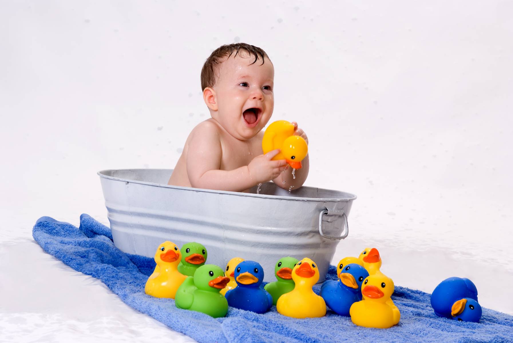 1 Year Old Baby Picture Playing in a Tub by Robertsons' Warehouse Photography, Wichita, KS