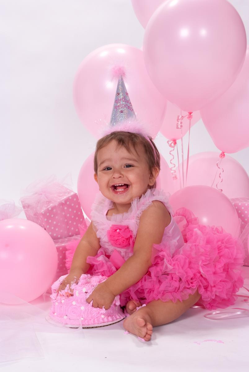 1 Year Cake Smash Photo Session by Robertsons' Warehouse Photography, Wichita, KS