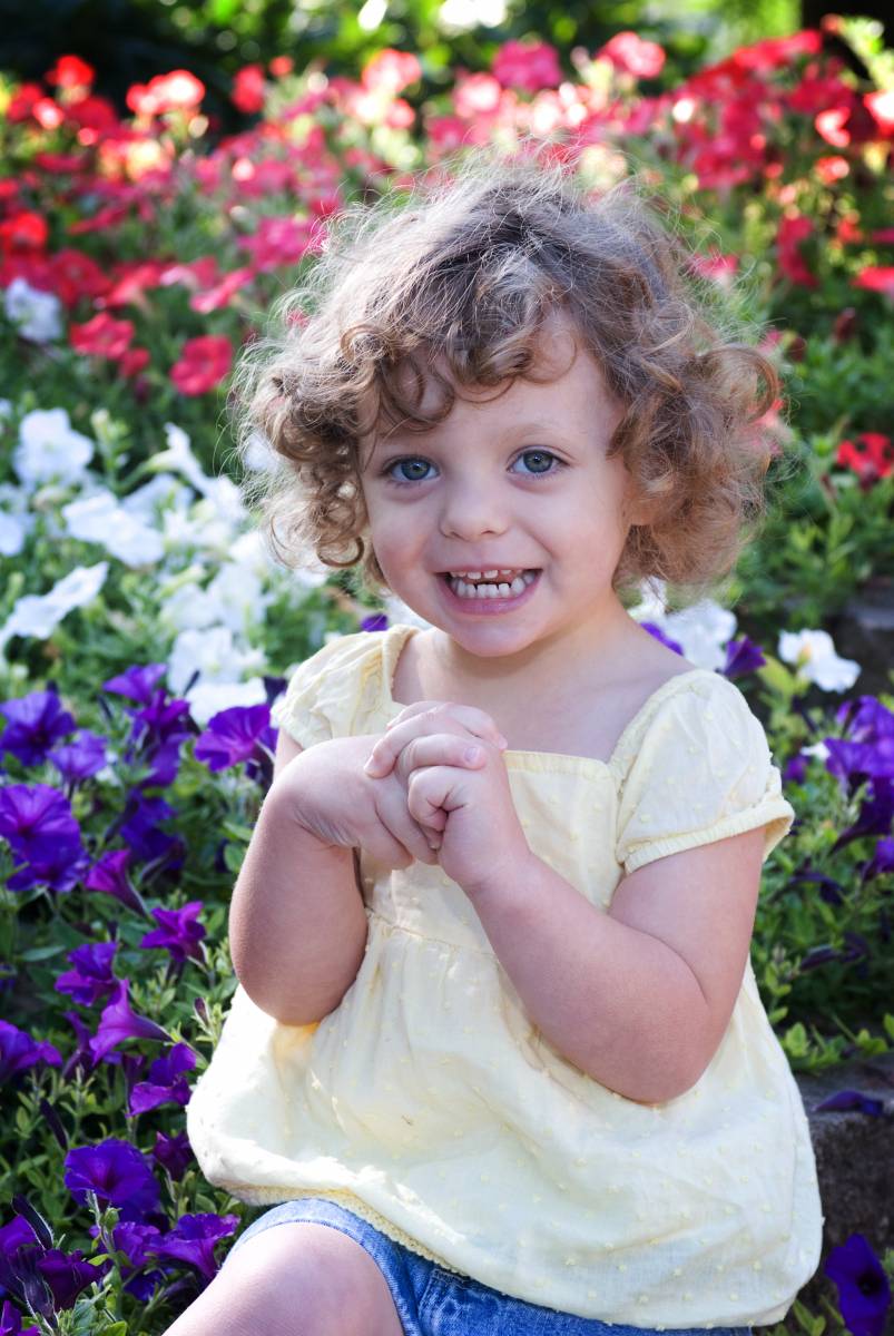 Natural Light Photo - 3 year old child - by Robertsons' Warehouse Photography, Wichita, KS