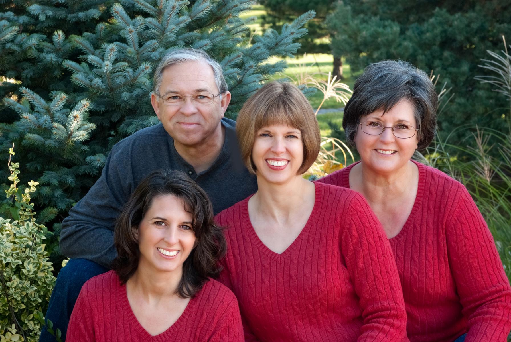 Custom Session:  The Mc Reynolds family selected this pretty site for their extended family group photo, by Robertsons' Warehouse Photography, Wichita, KS