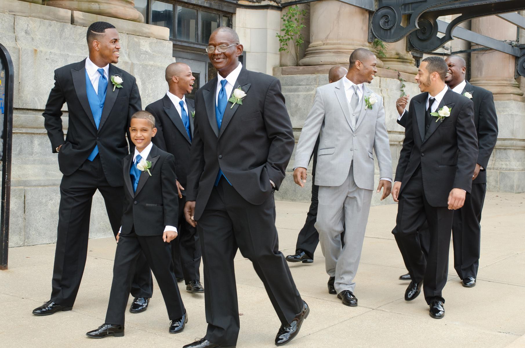 Magazine style wedding photography.